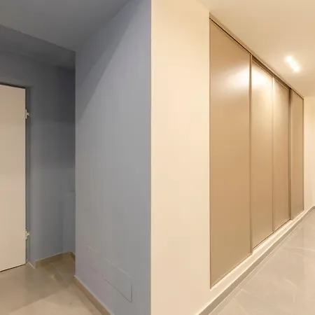 Altido Vibrant Apt For 4 Moments To Aquarium Daire